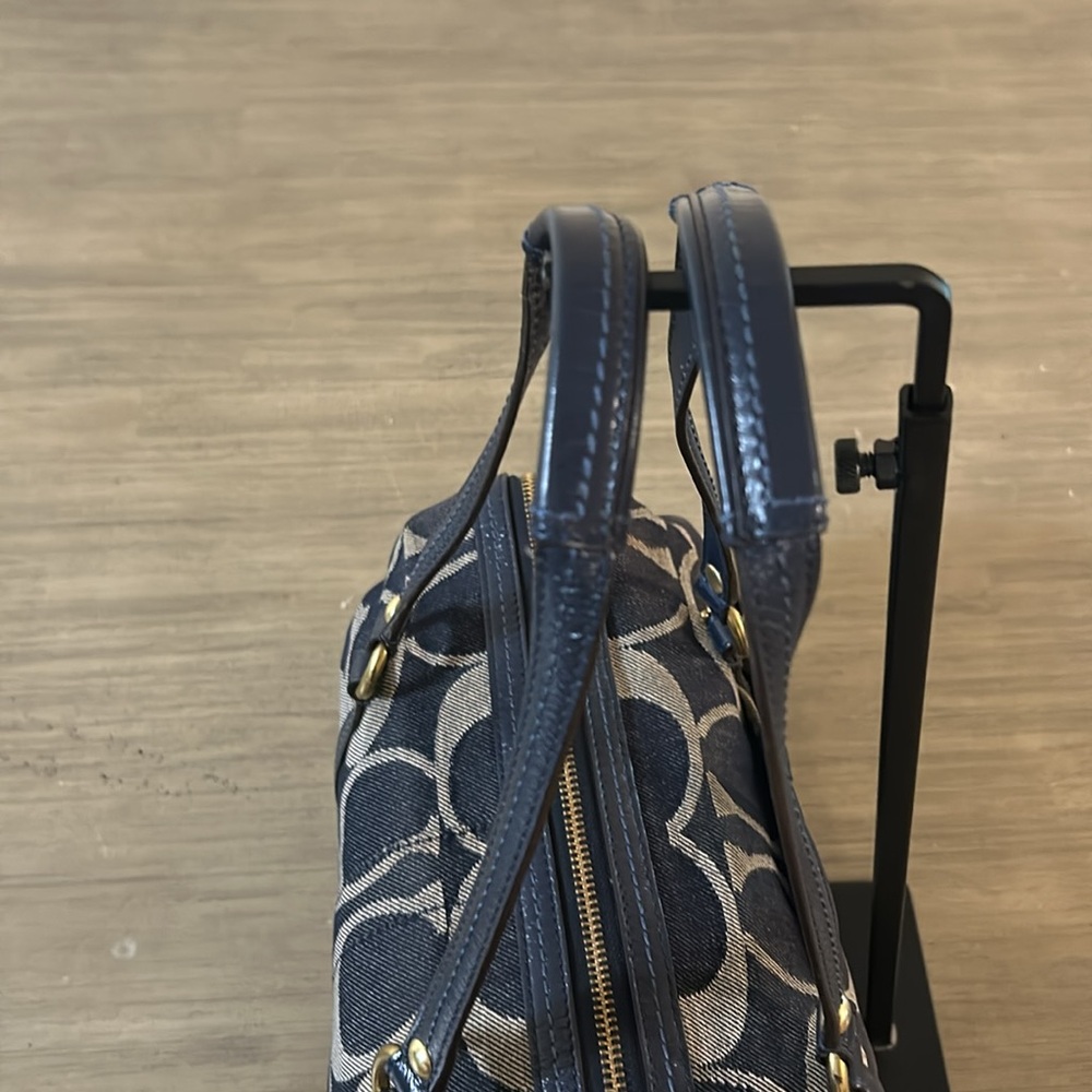 Coach Blue and Tan Shoulder Bag - Picture 4 of 12